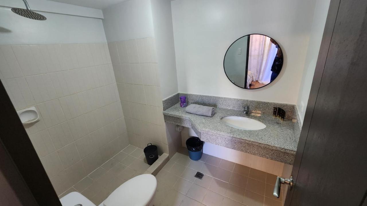 Asteria Residences 3 Bedroom And 2 Baths Guest house *